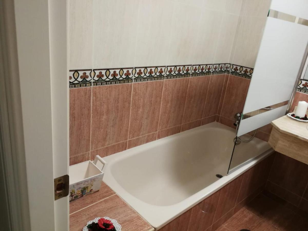 Gran Apartamento Para 6 Personas En Фуeнхирола Екстериор снимка